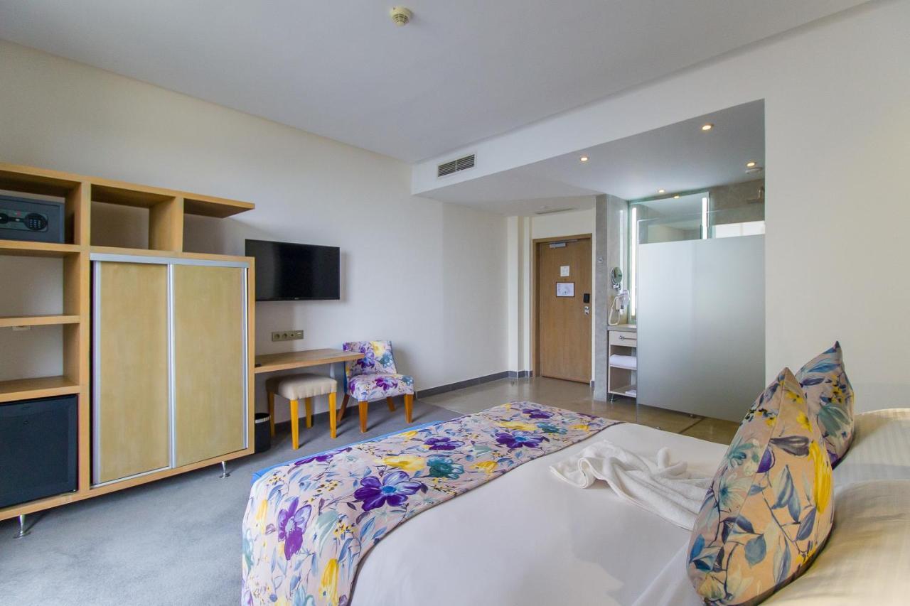 Hotel Mandarin Palace 4*